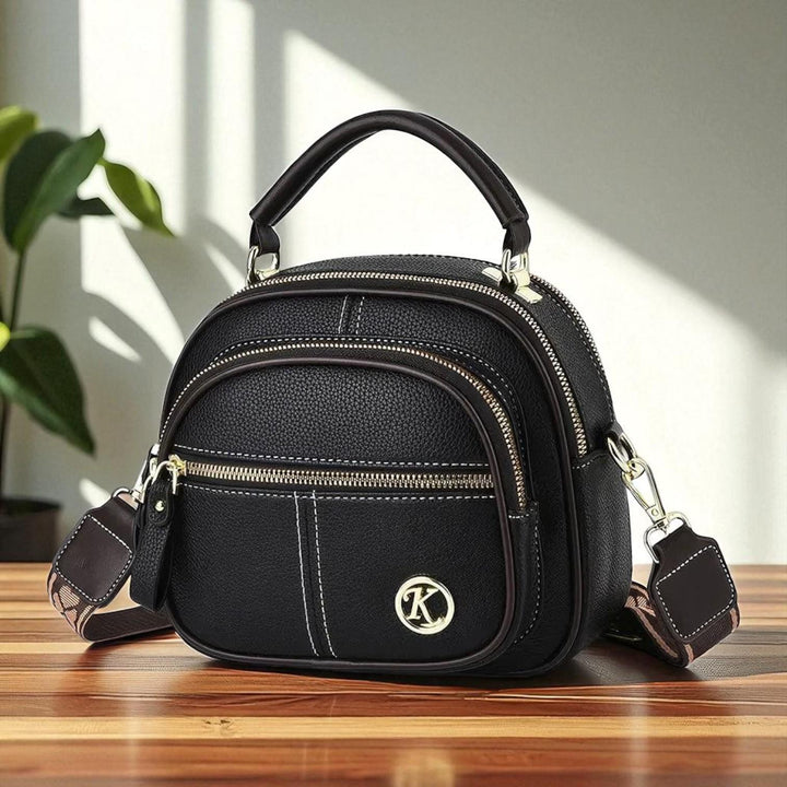Brigit's timeless sophistication | Stylish bag with shoulder strap